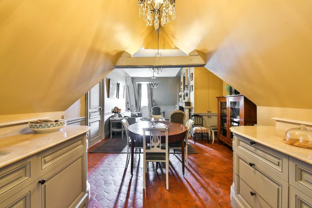 Parc Royal Appartements Paris Eksteriør billede